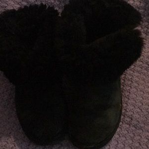 Black UGG boots